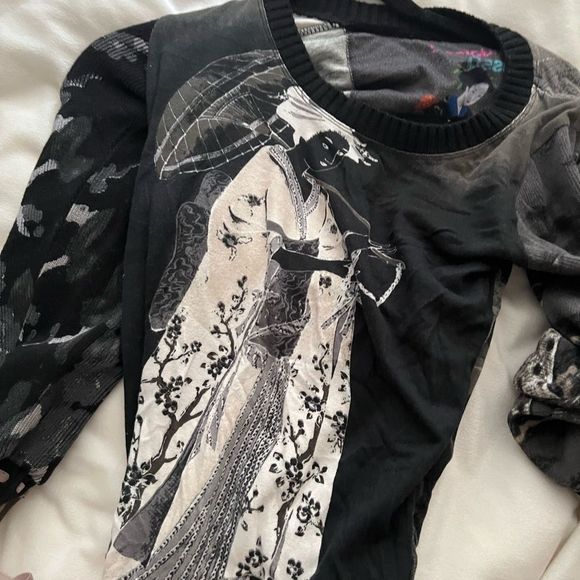 Desigual Face Sweater  - Picture 1 of 3